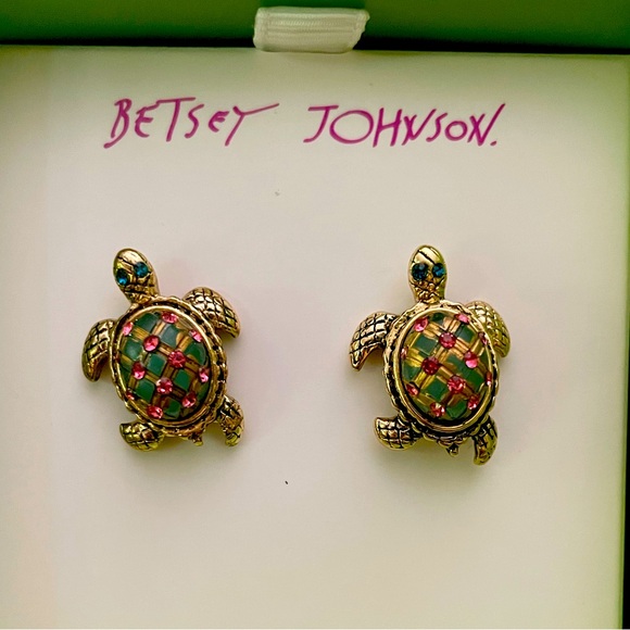 Betsey Johnson Jewelry - Betsey Johnson Gold Turtle Earrings